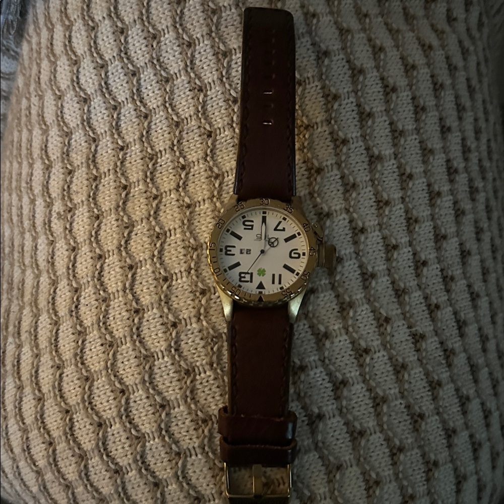 Lucky Brand Men’s antique Gold-Tone Watch